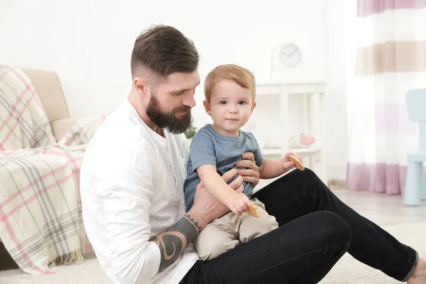 Handsome Tattooed Young Man Playing Cute Little Boy Home — Stock Photo, Image