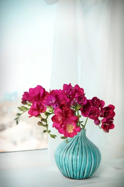 Vase with beautiful flowers — Stock Photo, Image