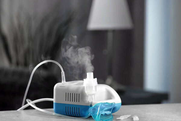 Компрессорный распылитель с маской
 