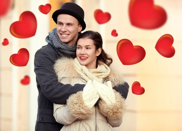 Jovem Casal Bonito Livre — Fotografia de Stock