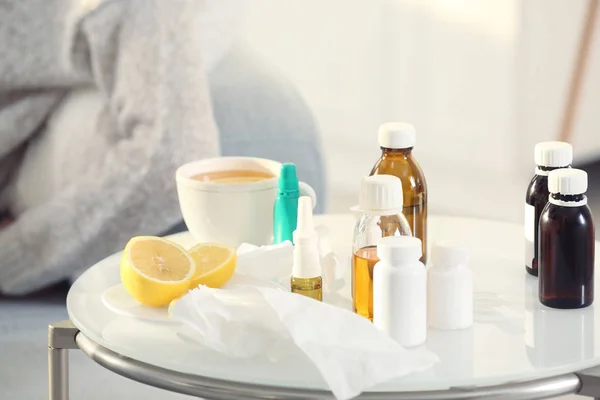 Conjunto de medicamentos para el resfriado — Foto de Stock