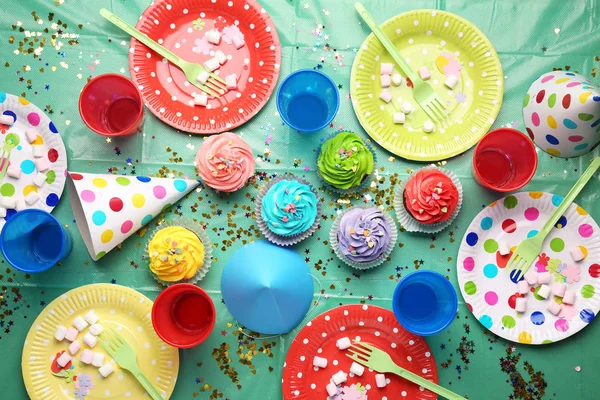Dulces y decoraciones de cumpleaños — Foto de Stock