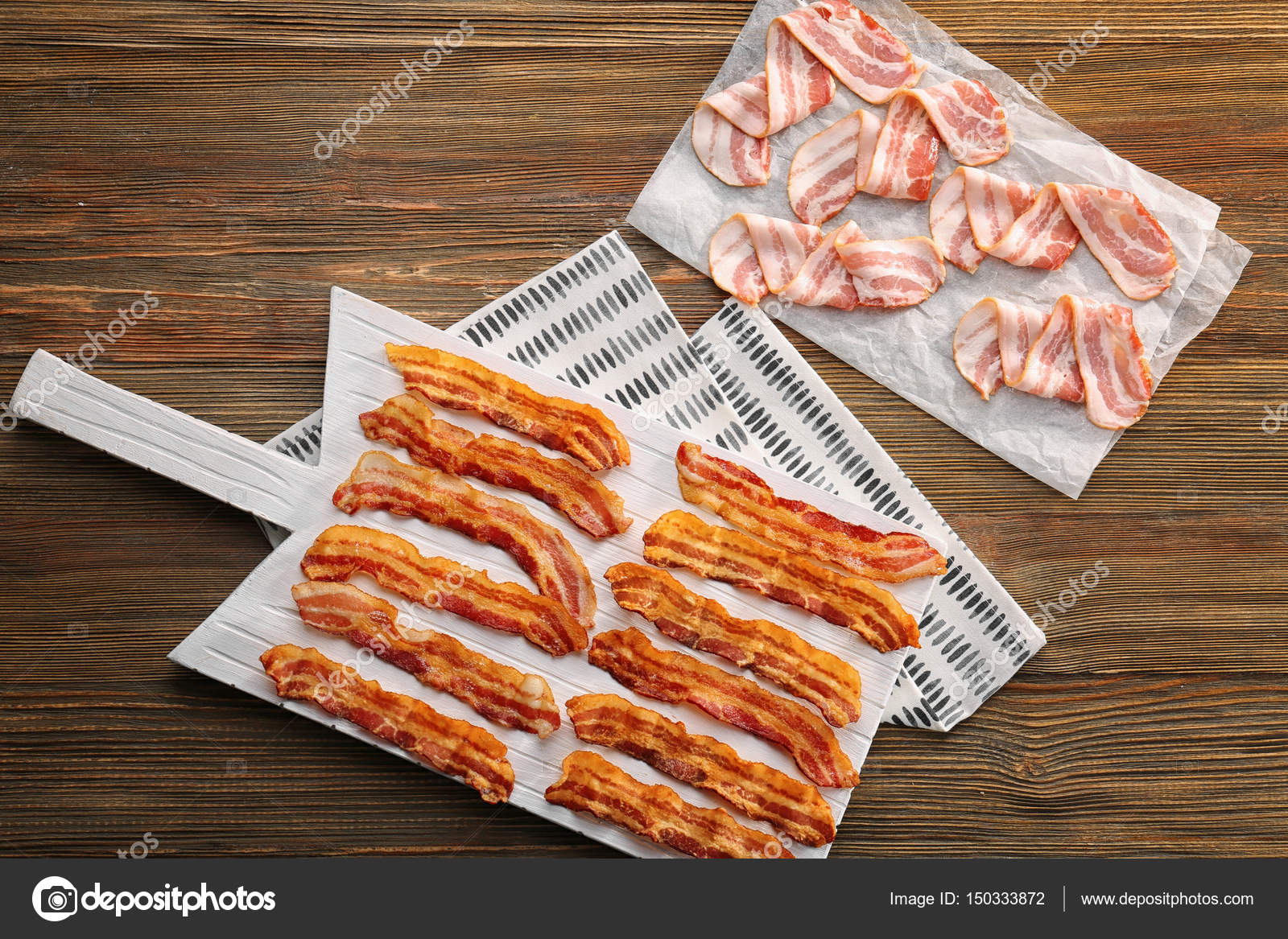 Strips of fried bacon Stock Photo by ©belchonock 150333872