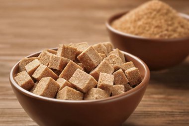 Kase küp kahverengi şeker