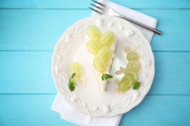 Lezzetli peynirli kek dilimi 