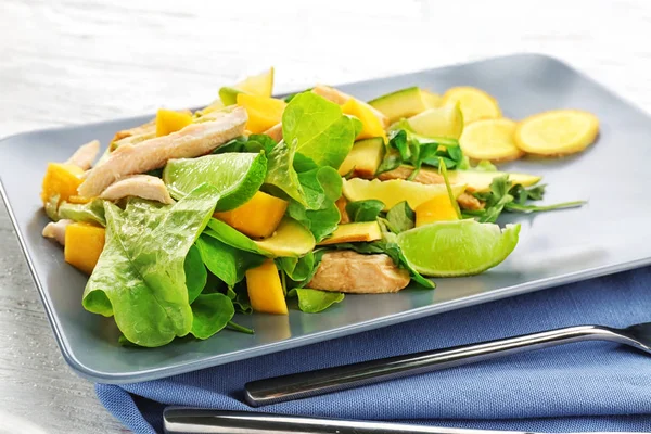 Fresh tasty chicken salad — Stock Photo, Image