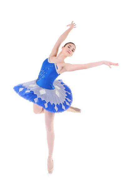 年轻美丽的芭蕾舞演员跳舞 — 图库照片