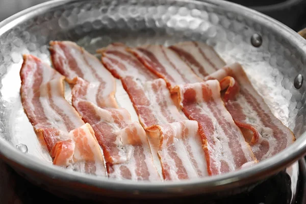 Kousky smažené slaniny — Stock fotografie