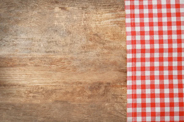 赤の市松模様のテーブル クロス — ストック写真