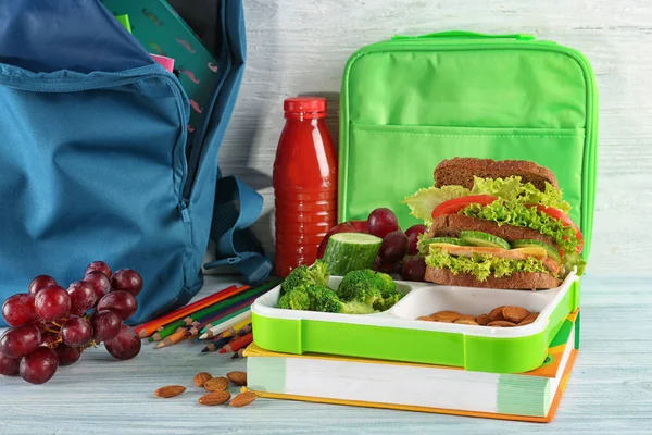 Meal in lunch box — Stock Photo, Image