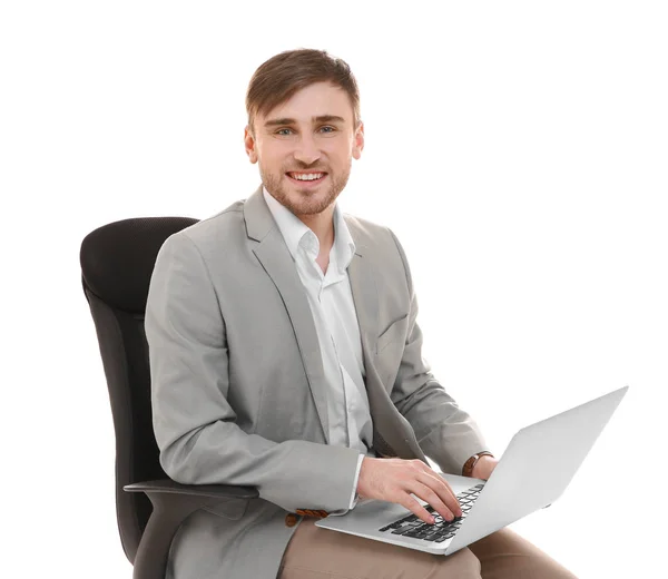 Knappe jonge man met laptop — Stockfoto