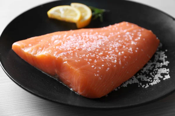 Freshly salted salmon fillet — Stock Image Freshly salted salmon fillet Royalty Free Stock Photos