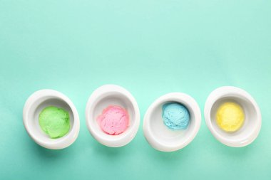 Kase dondurma koleksiyonunda