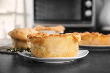 lezzetli tavuk pot pasta 