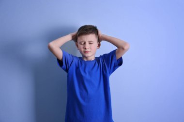 baş ağrısı acı çocuk