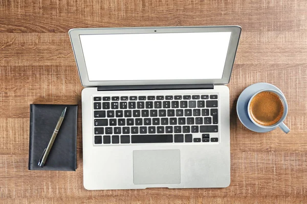 Laptop e tazza di caffè — Foto Stock