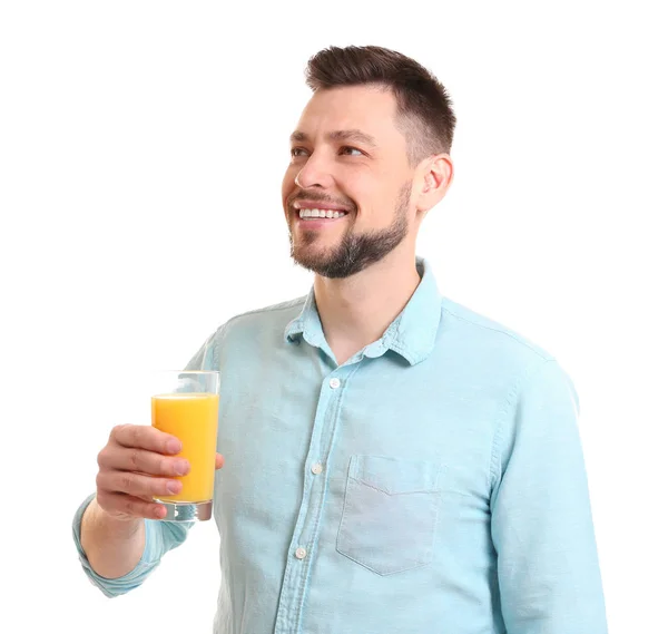 Schöner Mann posiert mit Saft — Stockfoto