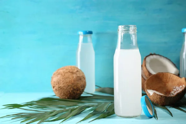 Composición con agua de coco — Foto de Stock