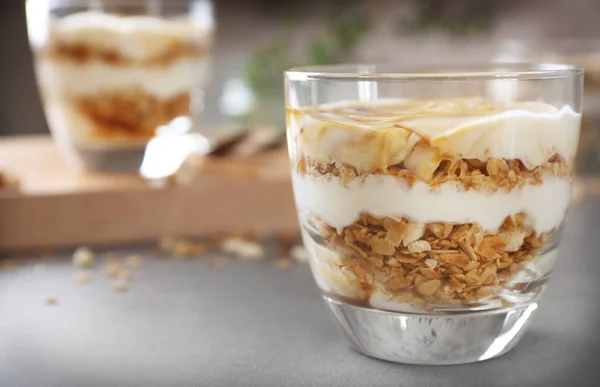 Läckra yoghurt dessert — Stockfoto