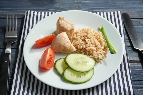 Plate with rice and vegetables — Stock Photo, Image