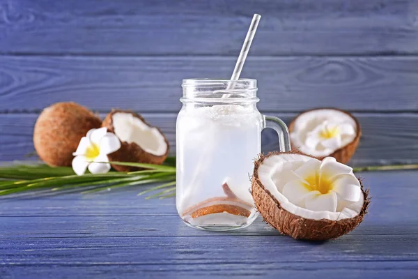 Composición con agua de coco —  Fotos de Stock