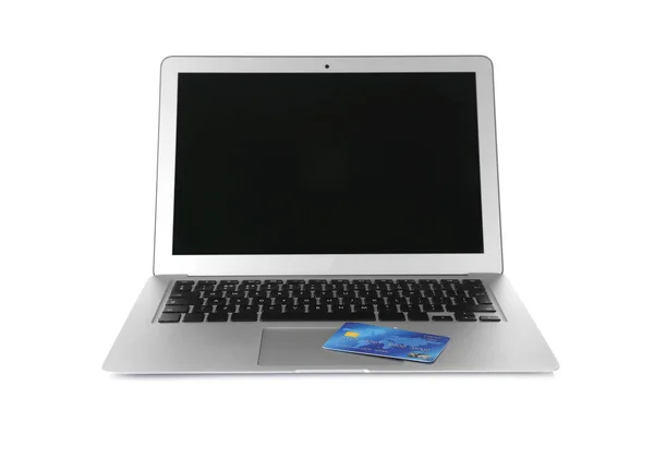 Ordenador portátil con tarjeta de crédito — Foto de Stock