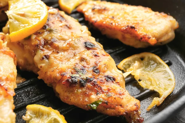 Piccata de frango delicioso — Fotografia de Stock