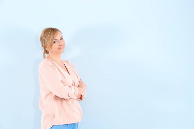 mutlu kadın kıdemli 