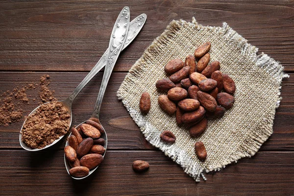 Grãos de cacau aromáticos — Fotografia de Stock