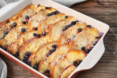 Lezzetli ekmek pudding