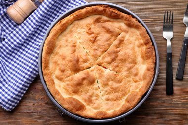 Lezzetli fırında Tavuklu paçanga böreği