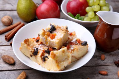 lezzetli ekmek pudingi