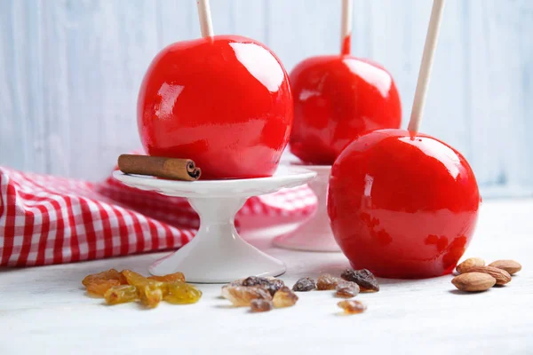 Deliciosas manzanas de vacaciones — Foto de Stock