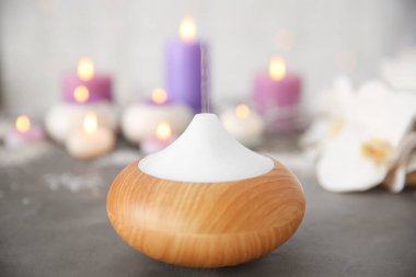 Arka plan üzerinde petrol difüzör