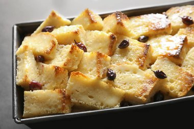 lezzetli ekmek pudingi