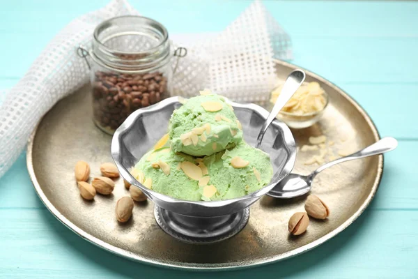 Sabroso helado de pistacho — Foto de Stock
