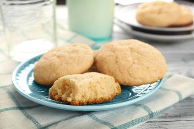 Tabakta lezzetli kurabiyeler