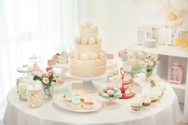 Tablo parti için tatlılar