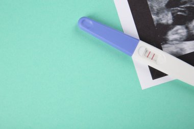 Ultrason fotoğraf ve gebelik testi