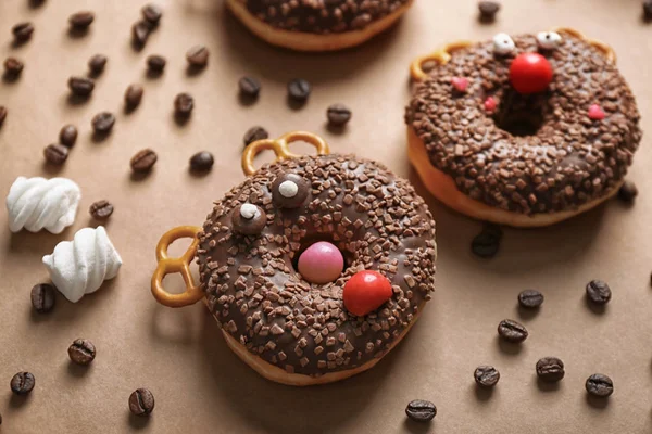 재미 있는 장식된 도넛 — 스톡 사진