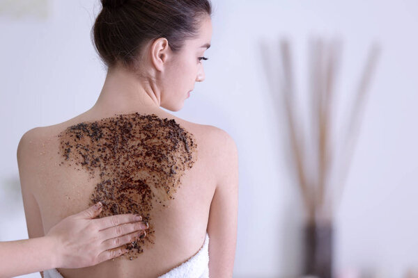 Красивая девушка 