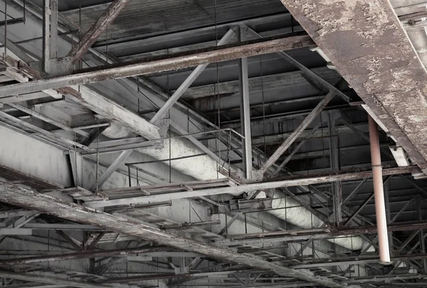 Modern köprü inşaatı  