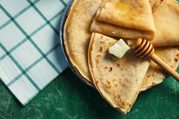 Lezzetli gözleme ile plaka  