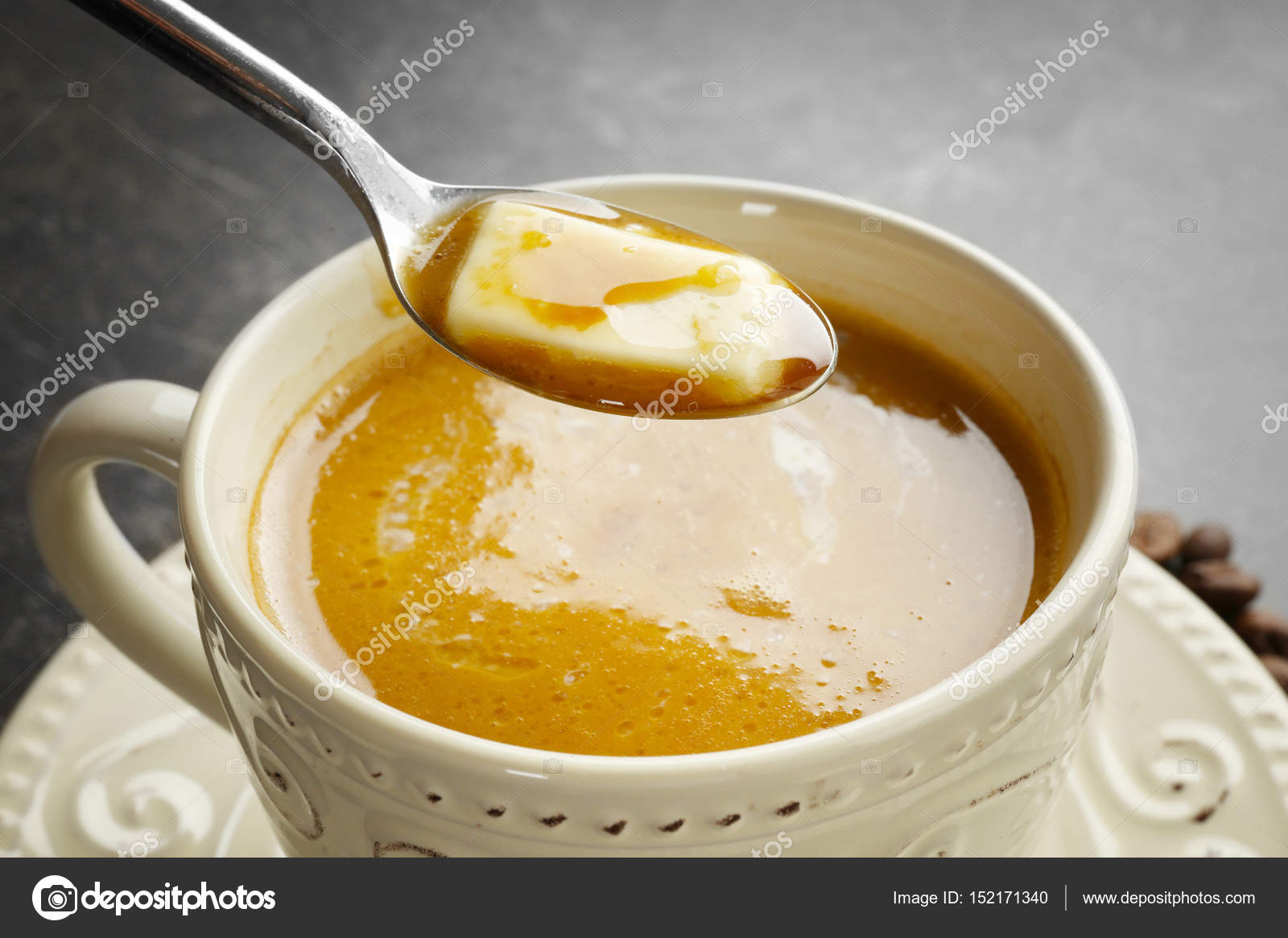 бронекофе. кофе со сливками. кофе с молоком. чай со сливочным маслом. кофе со сливками.