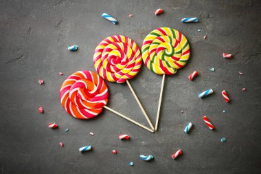 Lezzetli lolipop ile kompozisyon 