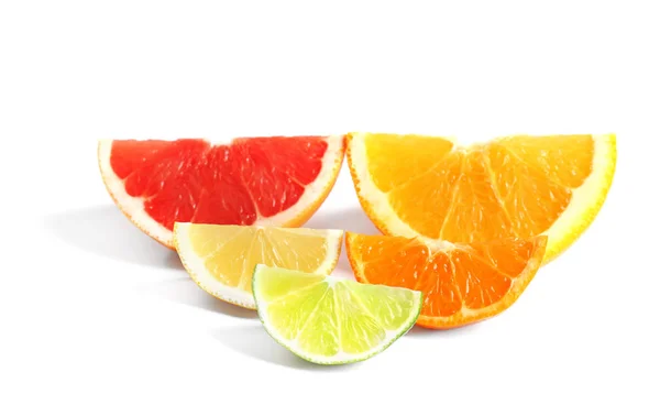 Delicious citrus fruits slices — Stock Photo, Image