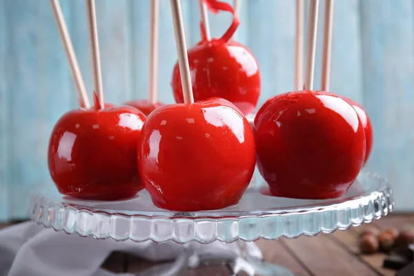 Delicious toffee apples — Stock Photo, Image