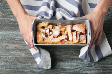 pişmiş ekmek puding