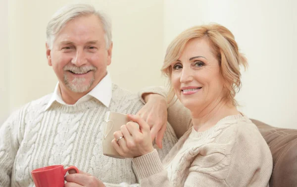 Söt äldre par — Stockfoto