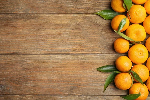 Horizontale badrand van mandarijnen — Stockfoto